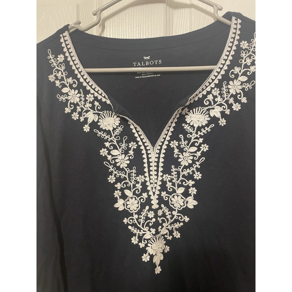 Talbots Embroidered Floral Tunic Top Medium Navy Ivory Cotton Modal V Neck - Picture 4 of 7